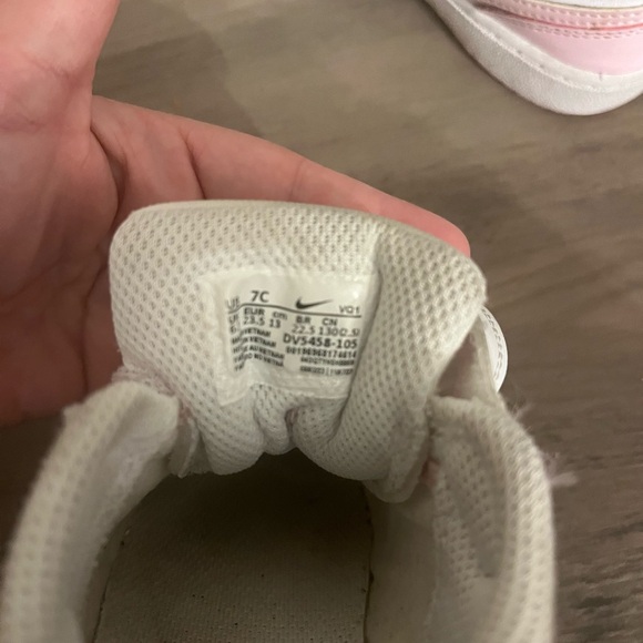 Toddler Nike Court Borough in pink - Picture 5 of 5